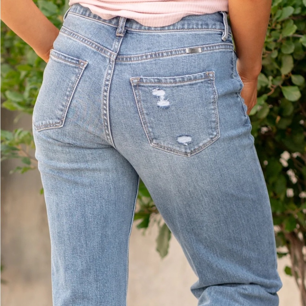 KanCan Jeans NWT High Rise Holly Flare Women's Size 5/26 - Picture 4 of 16